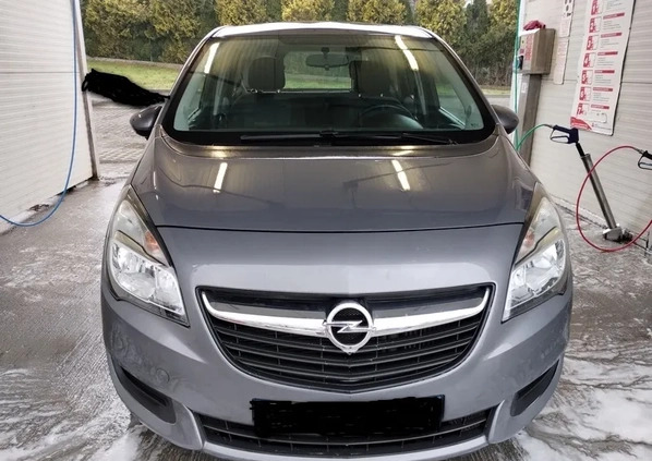 Opel Meriva cena 22300 przebieg: 157000, rok produkcji 2015 z Rzeszów małe 79